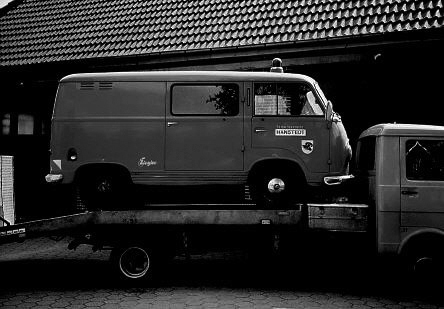 1993-04_Bomber